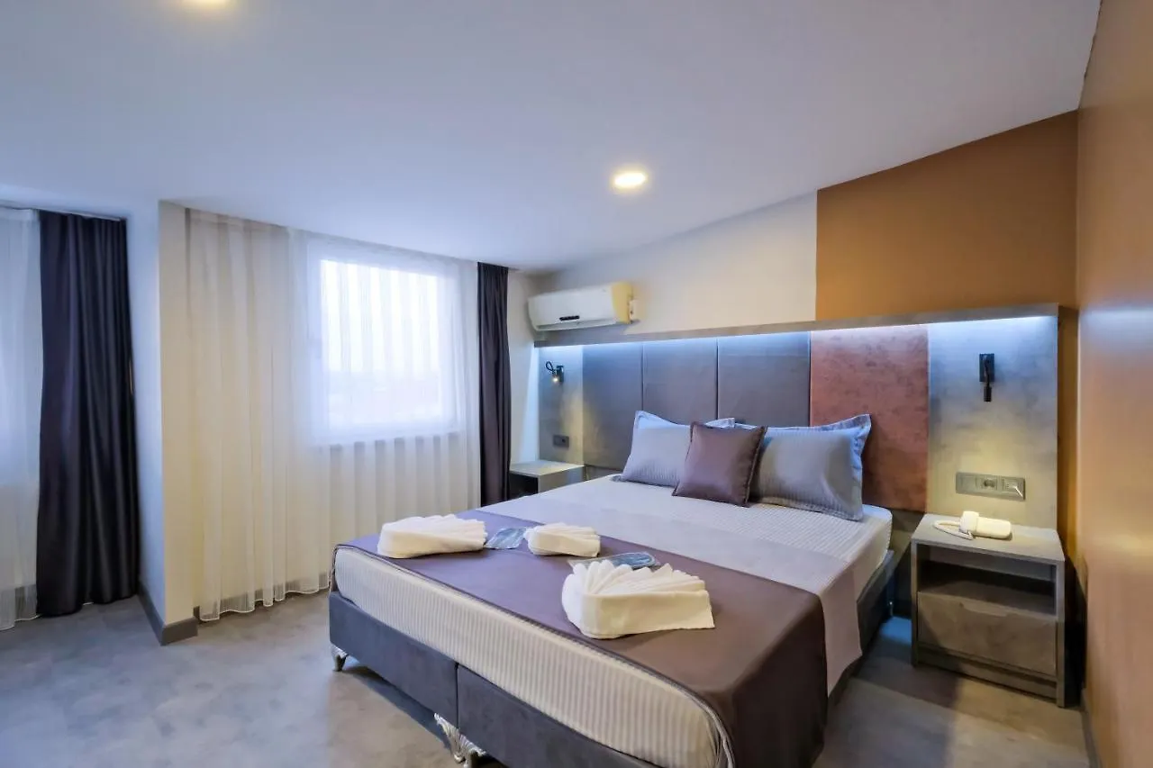 The Queen Hotel Istanboel