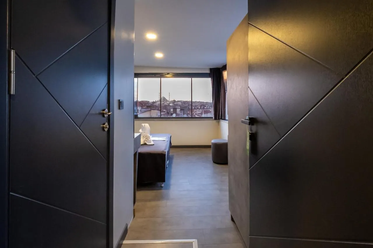 **  The Queen Hotel 伊斯坦布尔 土耳其