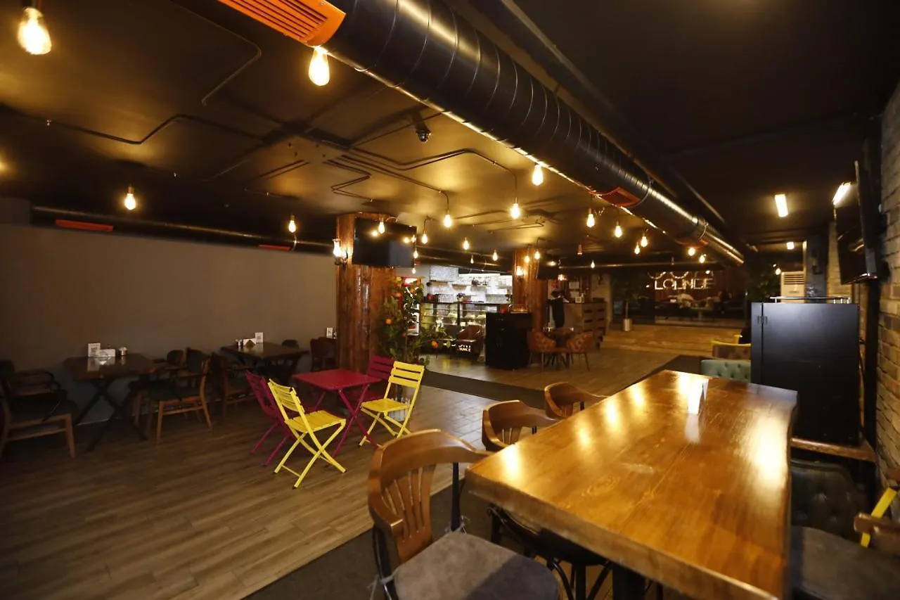 The Queen Hotel Istanboel