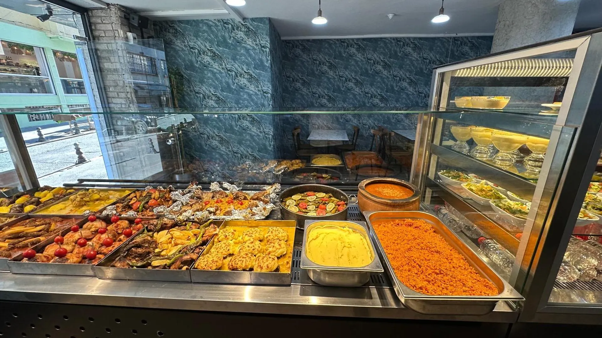 **  The Queen Hotel Istanbul Turkey