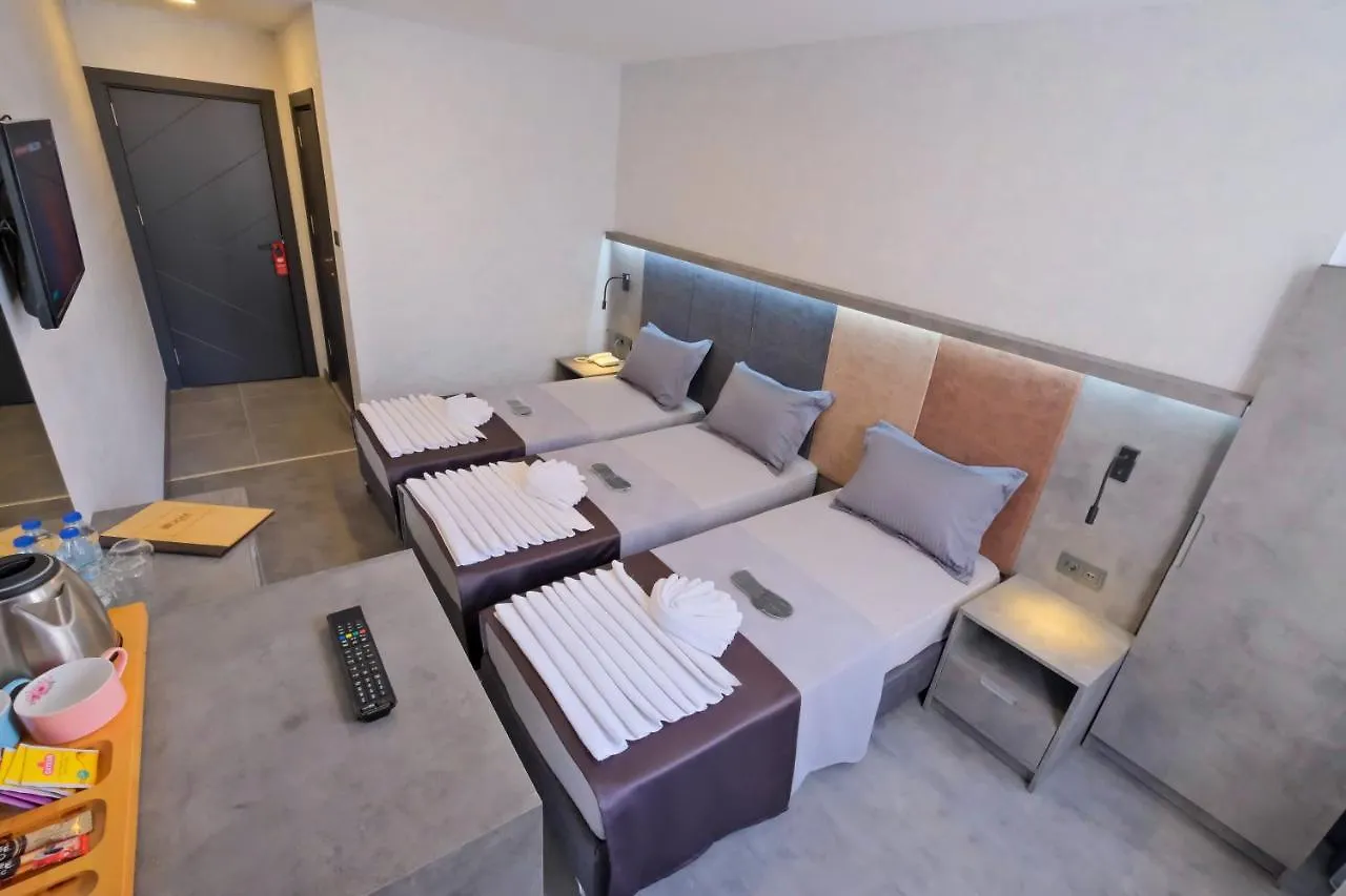 The Queen Hotel İstanbul