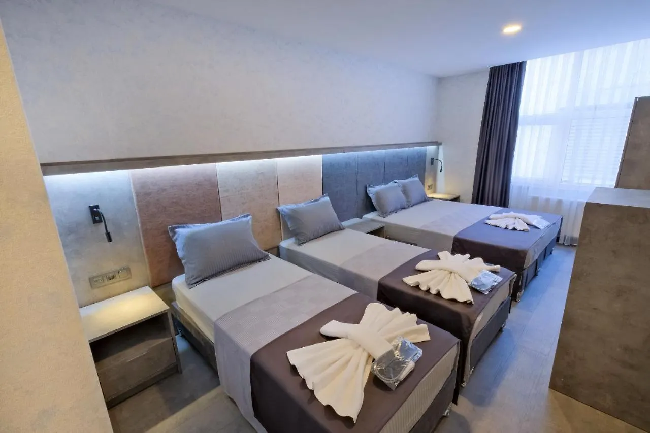 The Queen Hotel İstanbul